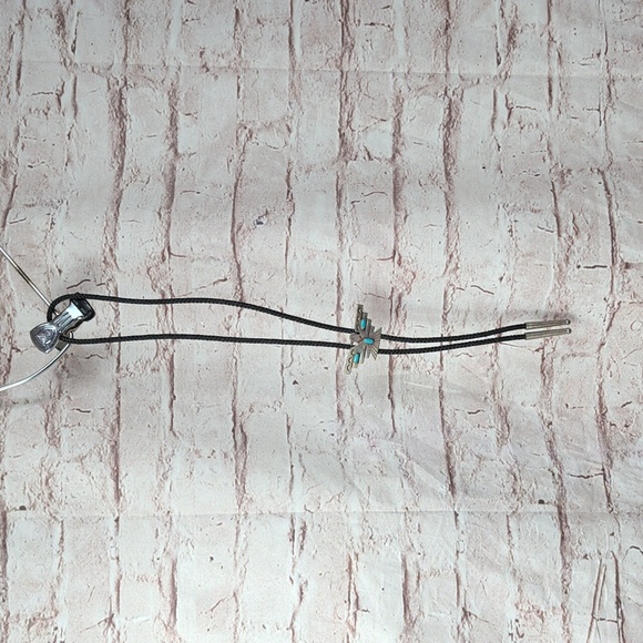 Silver Tone  and Turquoise Thunderbird Bolo Tie Vintage - Picture 2 of 5